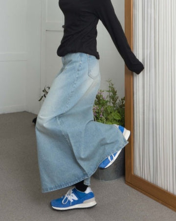 LIGHT BLUE DENIM LONG SK